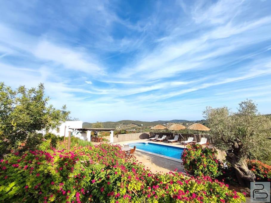 Casa Can Lluc Con Piscina, Jardin Y Vista Al Campo 산트 미켈 데 발란사트 외부 사진