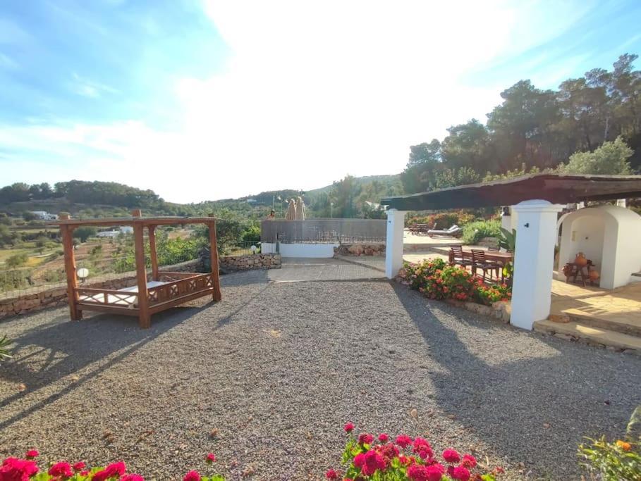 Casa Can Lluc Con Piscina, Jardin Y Vista Al Campo 산트 미켈 데 발란사트 외부 사진