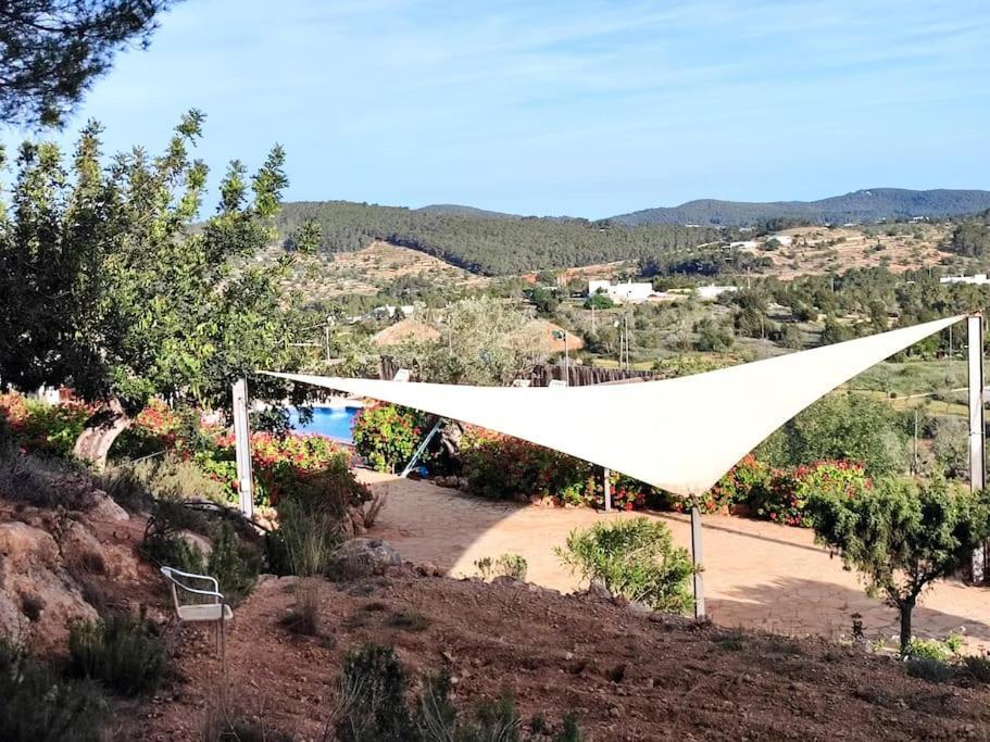 Casa Can Lluc Con Piscina, Jardin Y Vista Al Campo 산트 미켈 데 발란사트 외부 사진