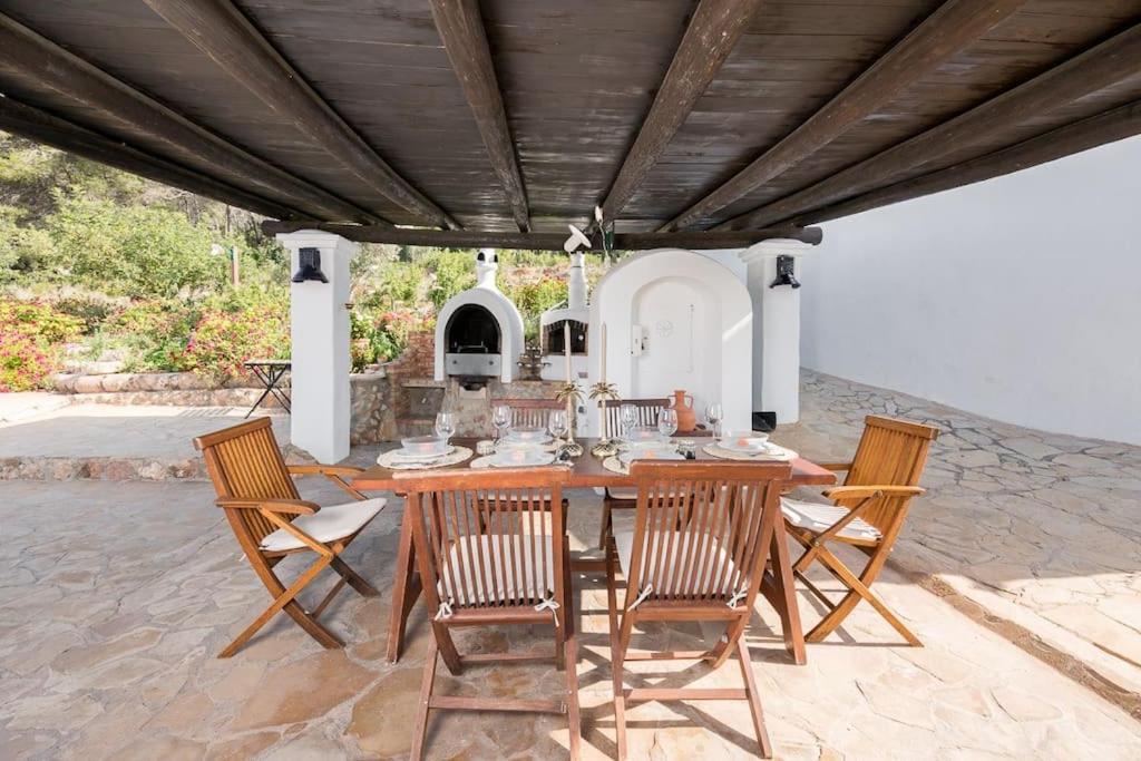 Casa Can Lluc Con Piscina, Jardin Y Vista Al Campo 산트 미켈 데 발란사트 외부 사진