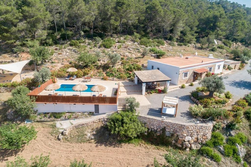 Casa Can Lluc Con Piscina, Jardin Y Vista Al Campo 산트 미켈 데 발란사트 외부 사진