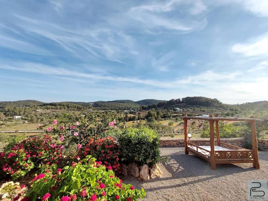 Casa Can Lluc Con Piscina, Jardin Y Vista Al Campo 산트 미켈 데 발란사트 외부 사진