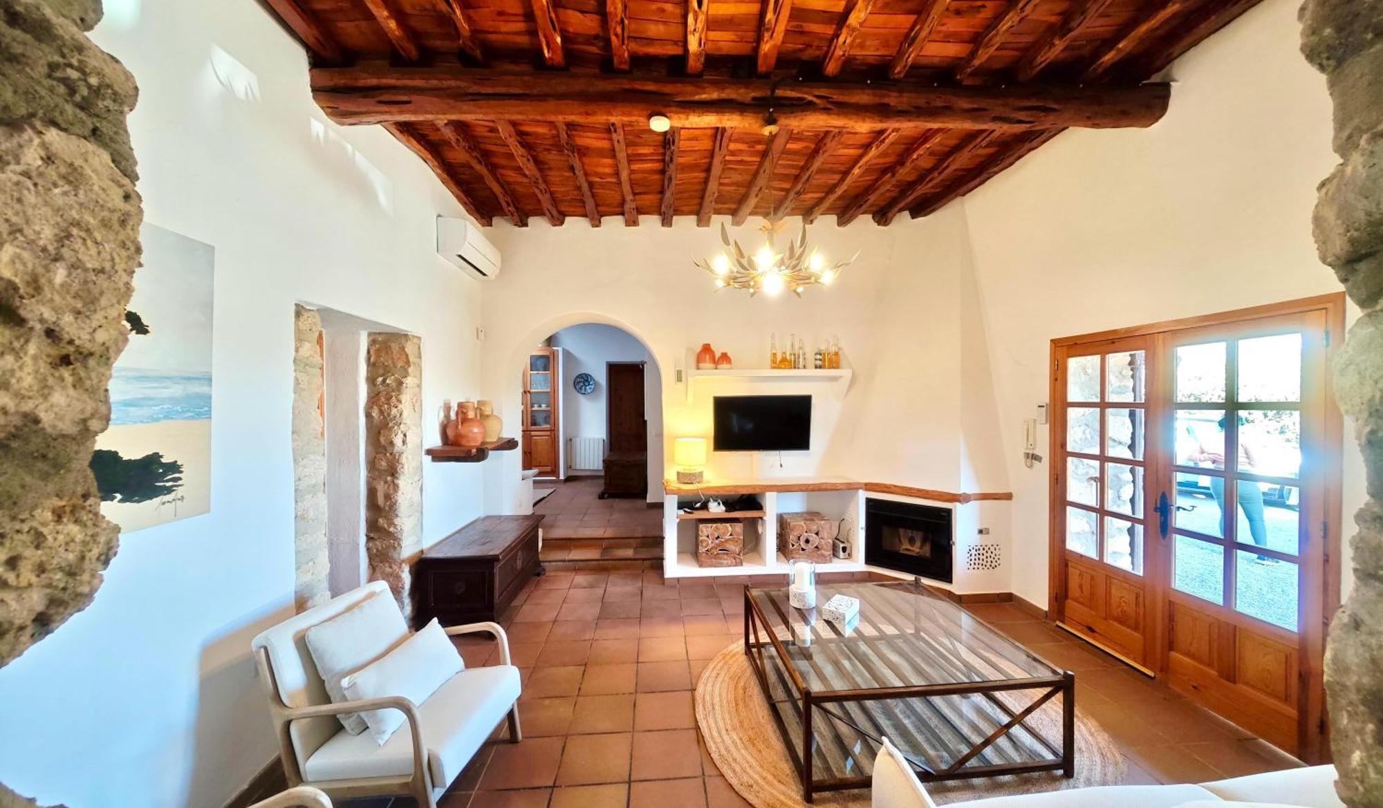 Casa Can Lluc Con Piscina, Jardin Y Vista Al Campo 산트 미켈 데 발란사트 외부 사진
